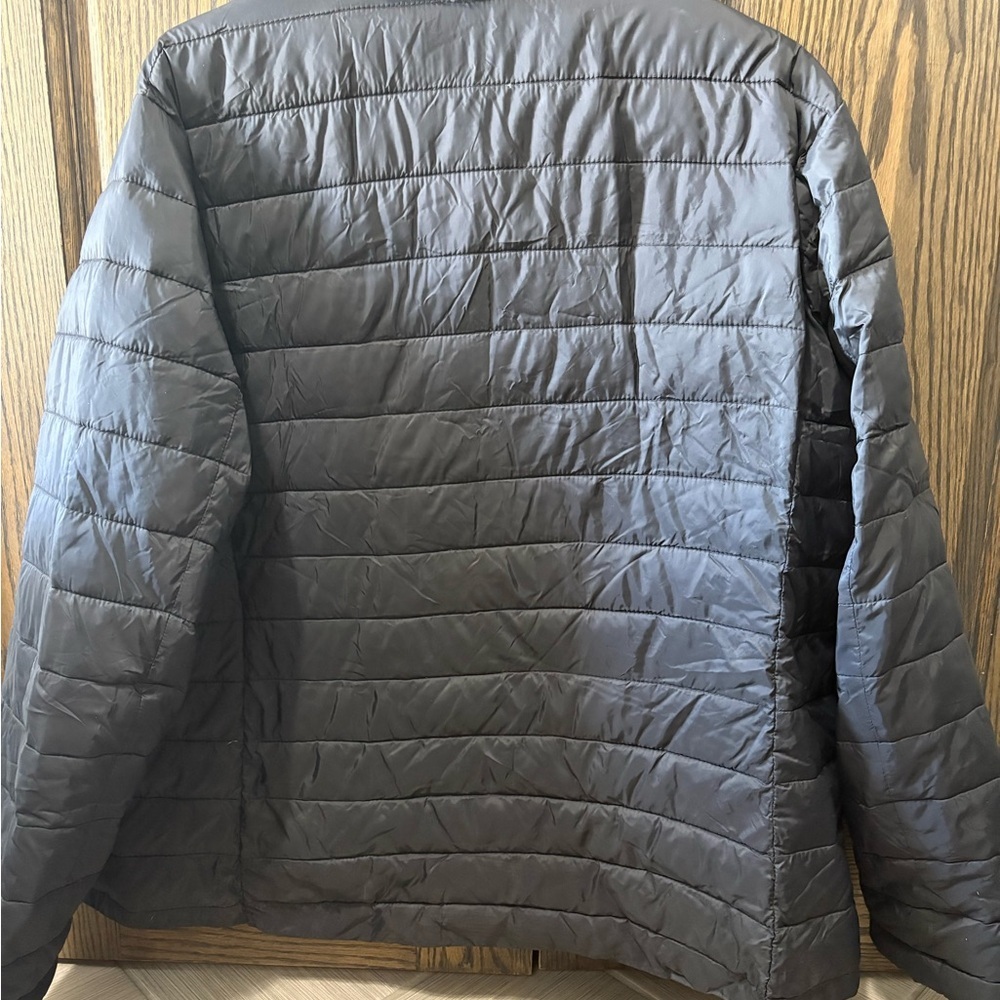 Old Navy women’s Dark Gray Puffer Jacket - Picture 3 of 3